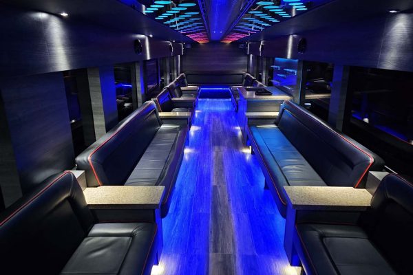 Wedding Limo Toronto for Destination-Style Weddings Around the GTA